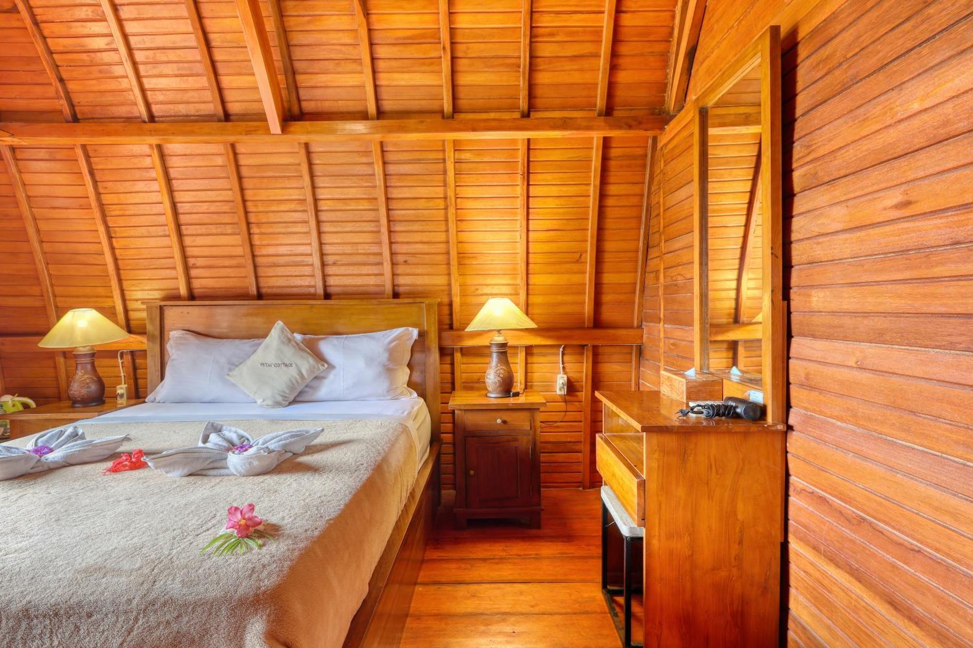 Petak Cottage Ped ภายนอก รูปภาพ